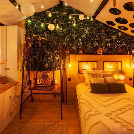 Love Room Romantique Les Petits Plaisirs Angers Buitenkant foto