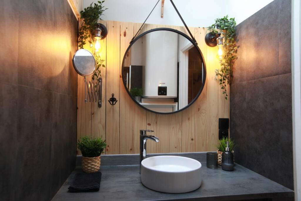 Love Room Romantique Les Petits Plaisirs Angers Buitenkant foto